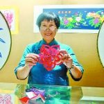许美芝:弘扬剪纸技艺