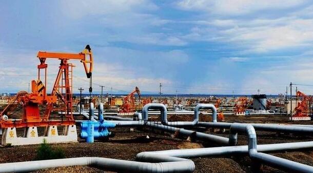 中国石油发现10亿吨级的庆城大油田